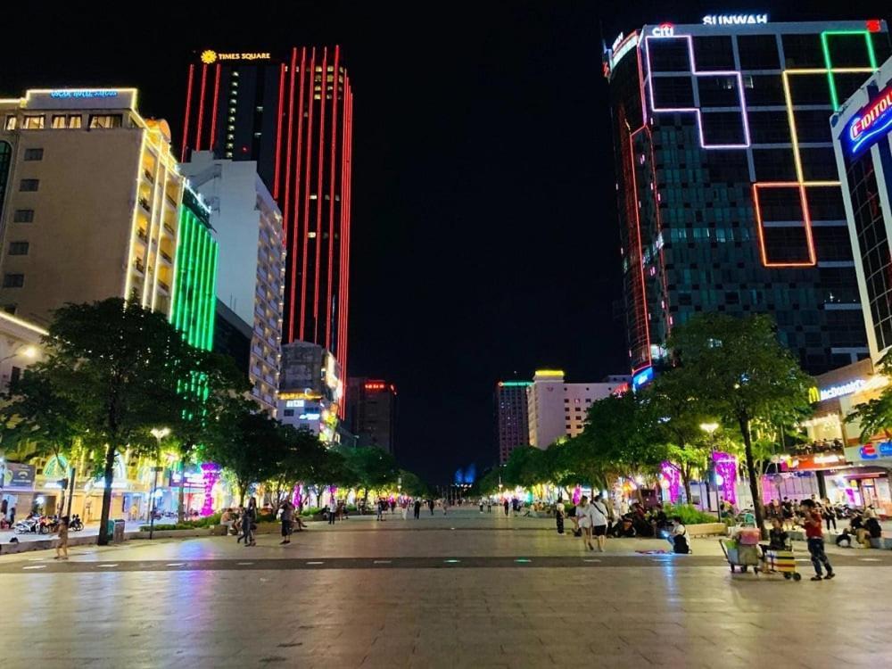 Ở trọ Vintage In Heart D1 With Large Balcony - View, Near Buivien Street *